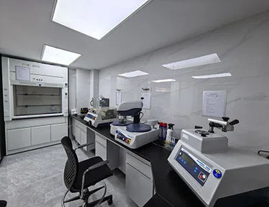 Laboratorio della sede di Shanghai · Preparazione dei campioni