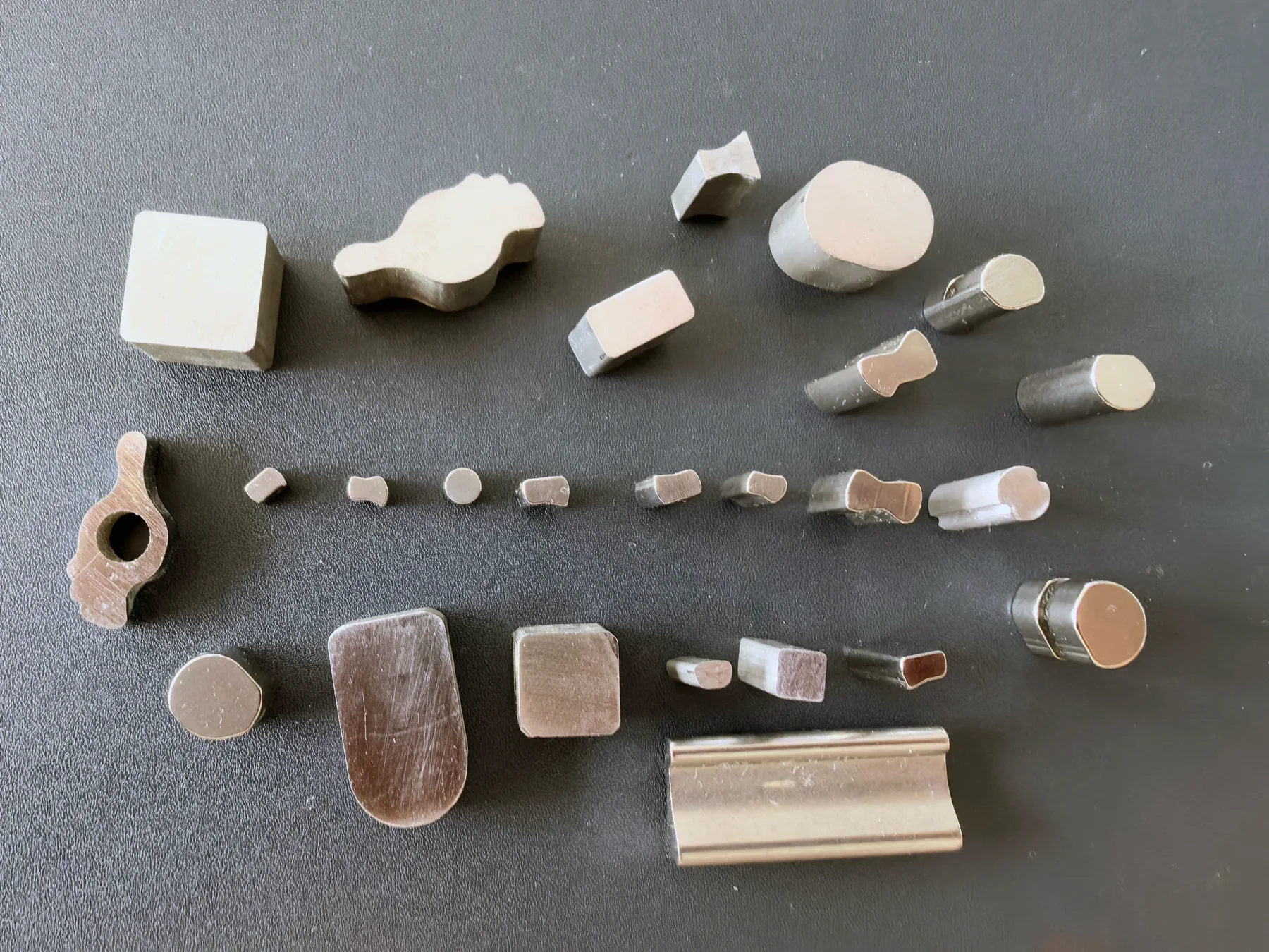Sviluppo di materiali a sezione specialeFoto reali del progetto