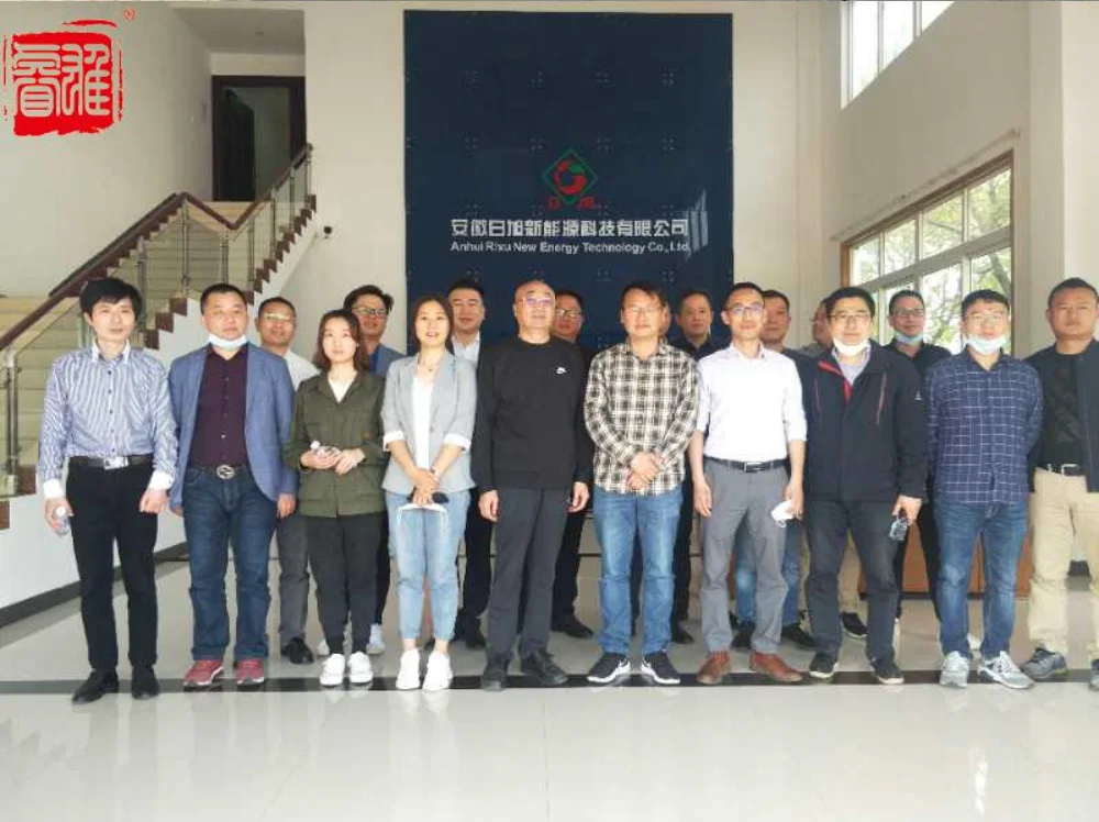 Foto di gruppo durante la visita reciproca in fabbrica 3