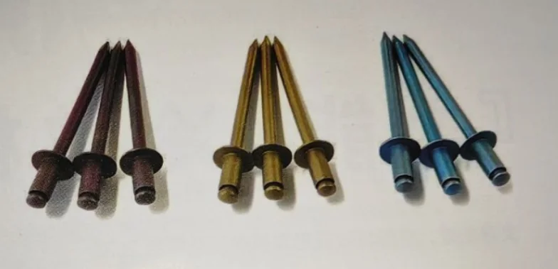 Nissen Rivet rivetti colorati in titanio